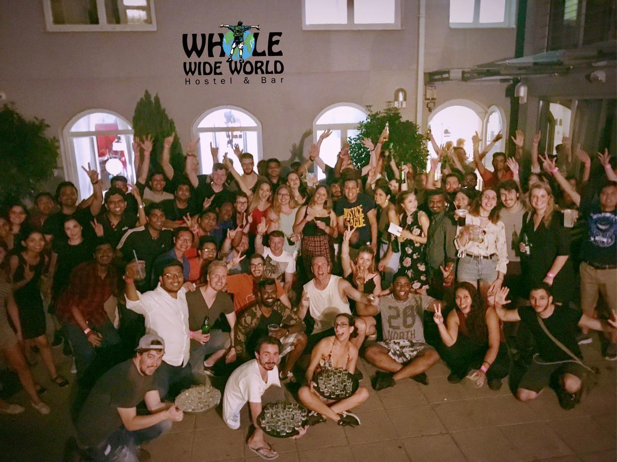 Whole Wide World Hostel Zagabria Esterno foto